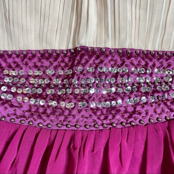 Katia One Shoulder Fit & Flare Magenta Cream Dress Size Large - Picture 2 of 12